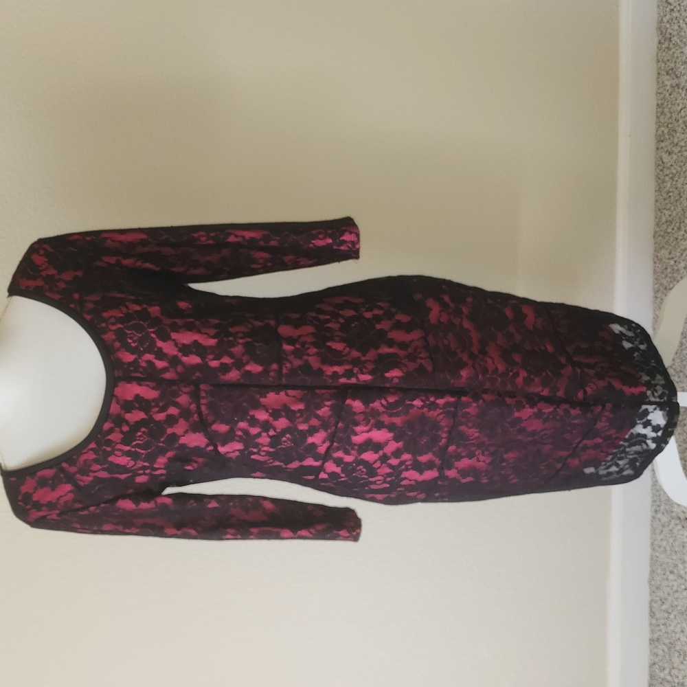 NWT Elegant Nicole Miller Black & Pink Lace Midi Dress 3/4 Sleeve. Best Offer
